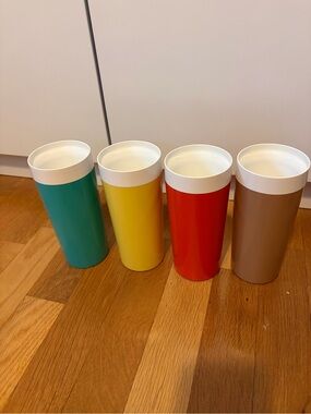 Set of 4 Colorful Insulated Vintage NFC Thermo Serv vintage